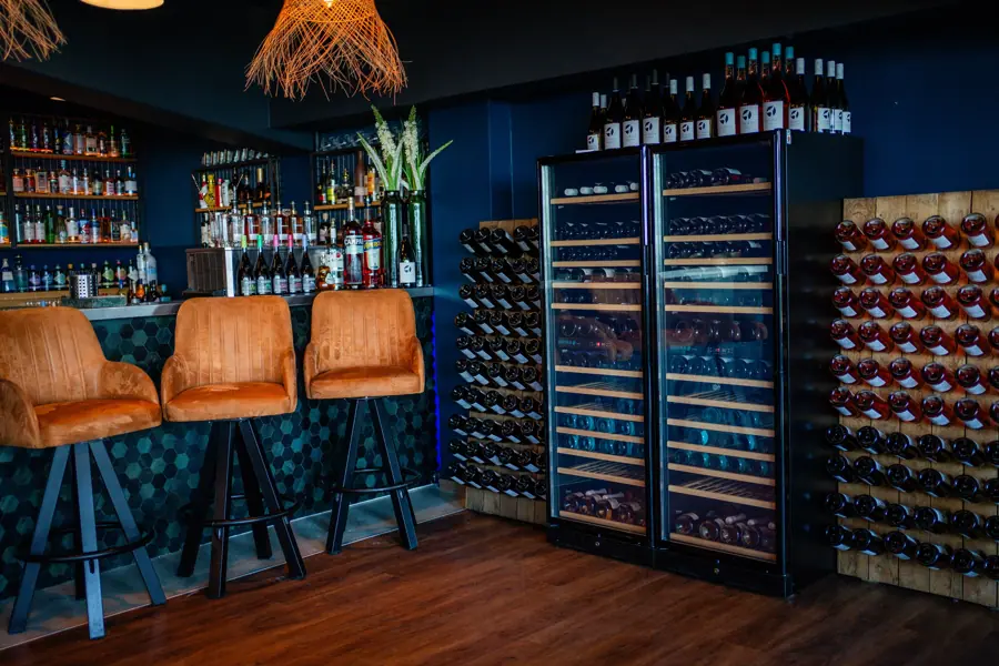Weinkühlschränke und Weinwand